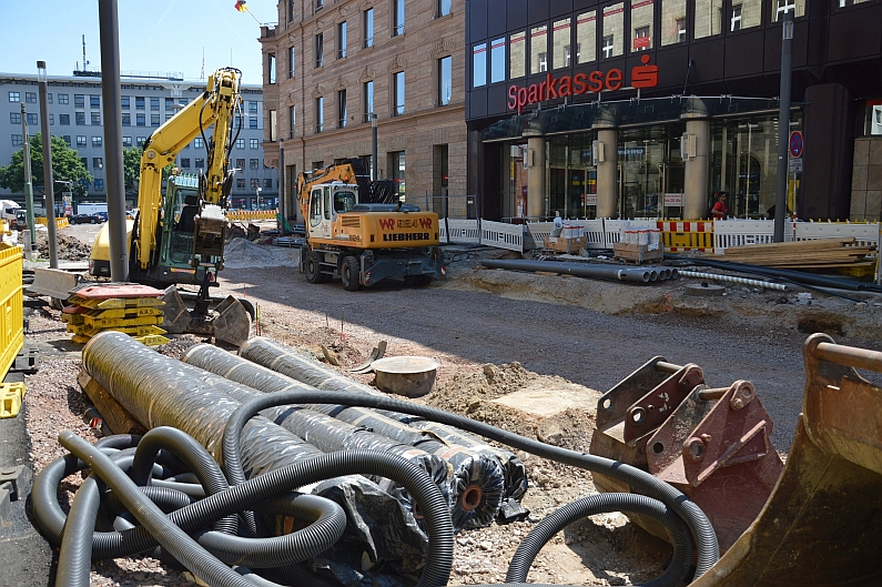 Mainz& "Dieselfahrverbote sind jetzt ein Muss, kein Kann - Debatte geht weiter - Ließ Baustelle Bahnhofstraße Stickoxid-Werte sinken? "Dieselfahrverbote sind jetzt ein Muss, kein Kann - Debatte geht weiter - Ließ Baustelle Bahnhofstraße Stickoxid-Werte sinken?