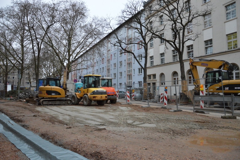 Mainz& "Drei Jahre Null Information" - Ärger um Baustelle auf dem Lessingplatz "Drei Jahre Null Information" - Ärger um Baustelle auf dem Lessingplatz