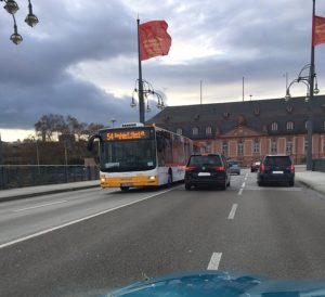 Mainz& Plant Wiesbaden eine Ampelanlage am Hochkreisel in Mainz-Kastel? - Stadt: Wir prüfen noch, Ergebnisse im Januar 2020 Plant Wiesbaden eine Ampelanlage am Hochkreisel in Mainz-Kastel? - Stadt: Wir prüfen noch, Ergebnisse im Januar 2020