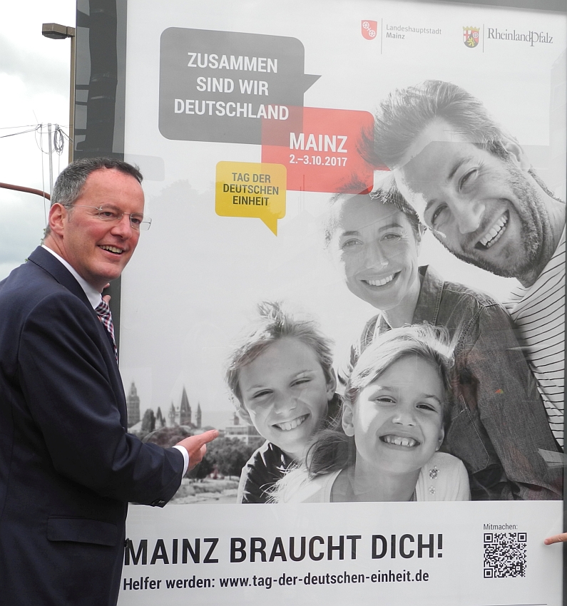 Mainz& Nachlese Bundestagswahl, Ebling: SPD hat sich zu sehr an sich selbst berauscht - AfD "noch nicht enträtselt" Nachlese Bundestagswahl, Ebling: SPD hat sich zu sehr an sich selbst berauscht - AfD "noch nicht enträtselt"