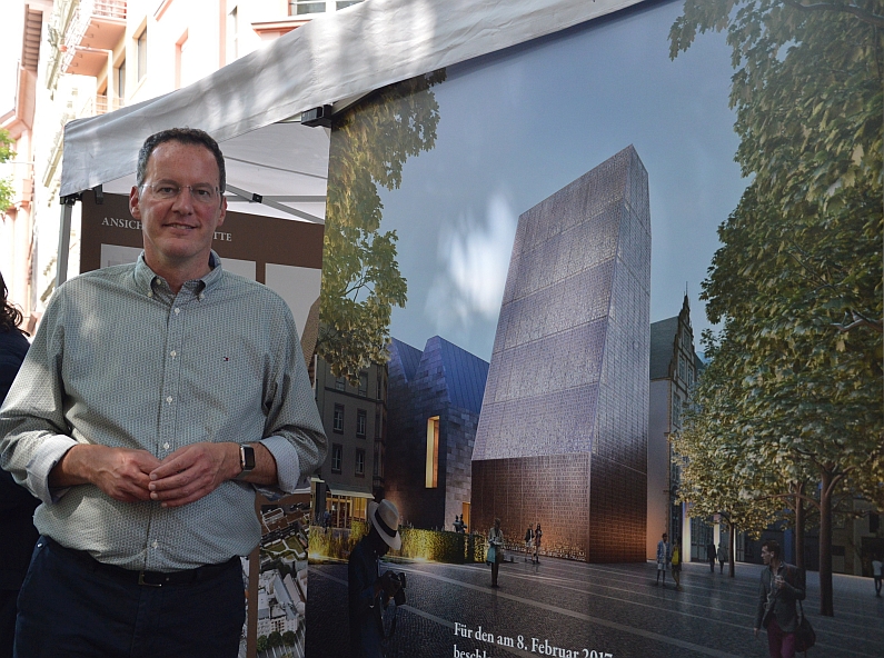 Mainz& Bereits 7.000 Unterschriften gegen Bibelturm am Gutenberg-Museum - OB wirbt für Turm - Gab es Stadtratsbeschluss? Bereits 7.000 Unterschriften gegen Bibelturm am Gutenberg-Museum - OB wirbt für Turm - Gab es Stadtratsbeschluss?