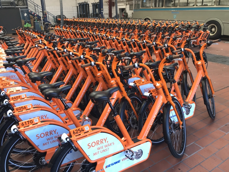 Mainz& "meinRad" rollt jetzt auch in Wiesbaden - 100 Räder zum Start in Hessen geklaut - Im September Tausch mit Mainz "meinRad" rollt jetzt auch in Wiesbaden - 100 Räder zum Start in Hessen geklaut - Im September Tausch mit Mainz