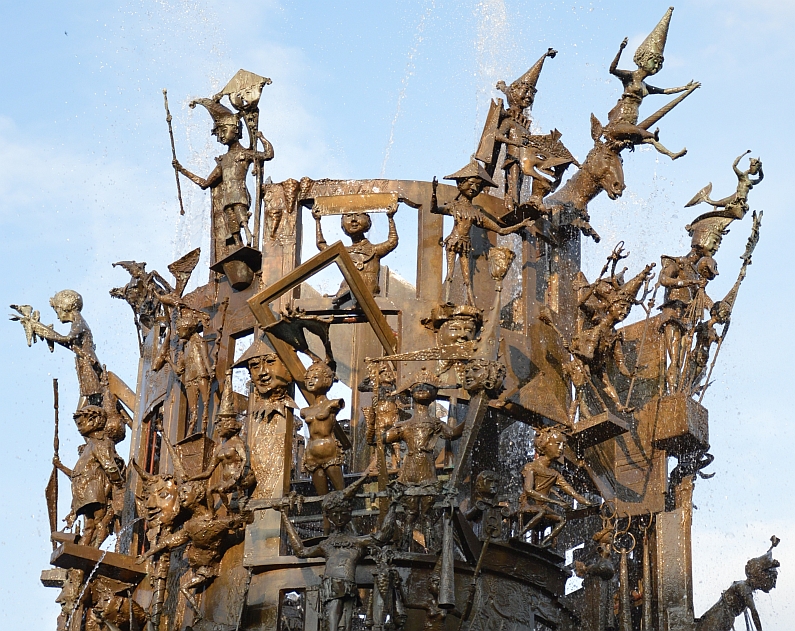 Mainz& Mönch und Bajazz, Römer, Till und Vater Rhein - Mainzer Fastnachtsbrunnen wird am Samstag 50 Jahre alt Mönch und Bajazz, Römer, Till und Vater Rhein - Mainzer Fastnachtsbrunnen wird am Samstag 50 Jahre alt