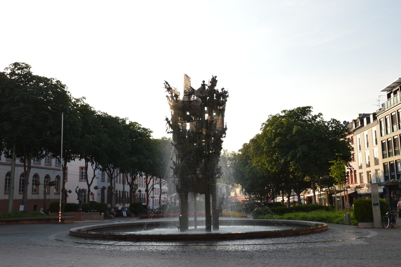 Mainz& Osteiner Hof am Schillerplatz verkauft! Osteiner Hof am Schillerplatz verkauft!