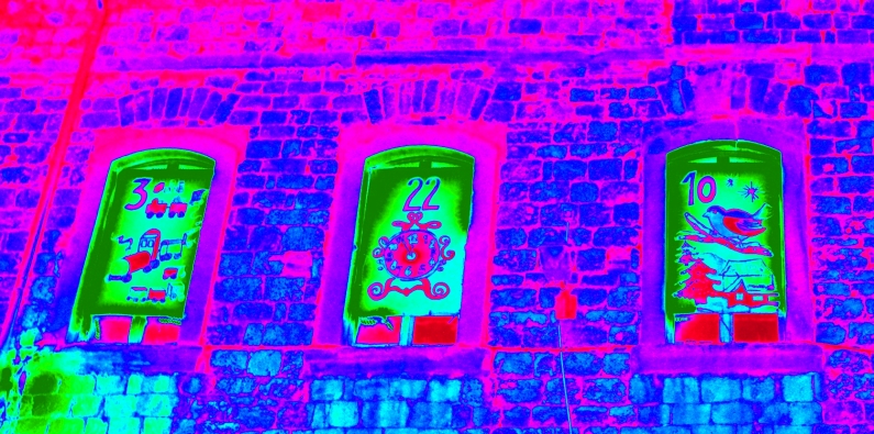 Mainz& Mainz&-Adventskalender #1: Der Advent ist da mit Macht - 12. Kasteler Adventsdorf am 1. Adventswochenende Mainz&-Adventskalender #1: Der Advent ist da mit Macht - 12. Kasteler Adventsdorf am 1. Adventswochenende