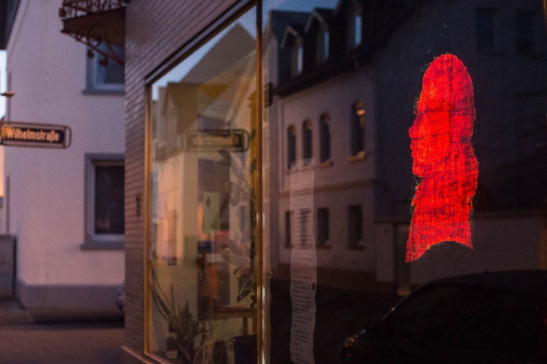Mainz& "Lasst uns der Freiheit würdig werden!" - Offenes Wohnzimmer gedenkt des Revolutionärs Adam Lux "Lasst uns der Freiheit würdig werden!" - Offenes Wohnzimmer gedenkt des Revolutionärs Adam Lux