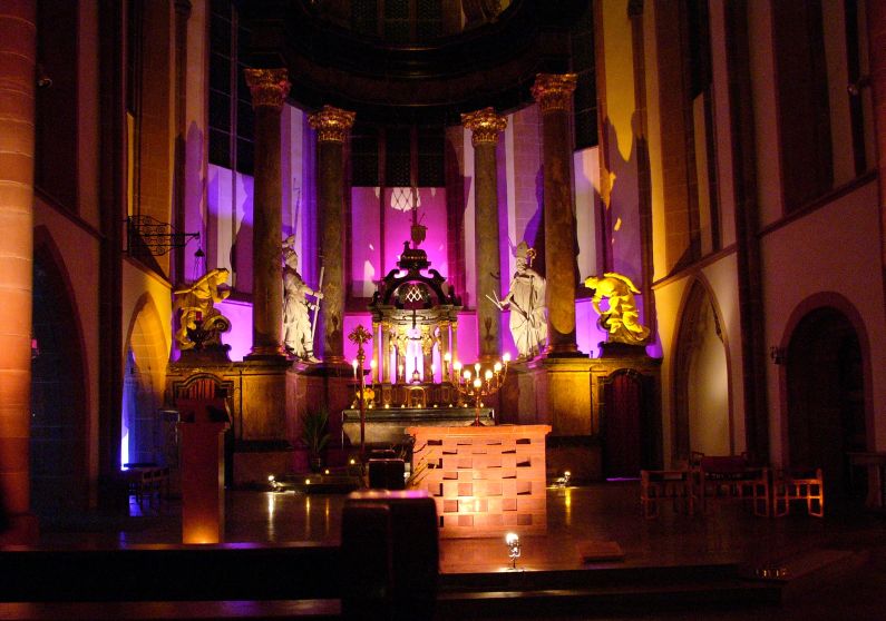 Mainz& 6. Nacht der Offenen Kirchen am Freitag: Lichtinstallationen und Musik in 19 Kirchen 6. Nacht der Offenen Kirchen am Freitag: Lichtinstallationen und Musik in 19 Kirchen