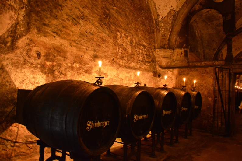 Mainz& Lumostory - Kloster Eberbach in neuem Licht erleben Lumostory - Kloster Eberbach in neuem Licht erleben
