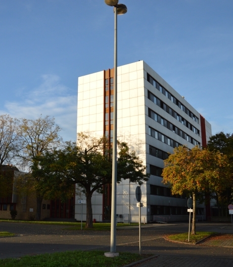 Mainz& Freigabe GFZ-Kaserne: Landesbetrieb Bauen für Verzögerung verantwortlich – Dezernent Sitte wurde bereits im März informiert Freigabe GFZ-Kaserne: Landesbetrieb Bauen für Verzögerung verantwortlich – Dezernent Sitte wurde bereits im März informiert