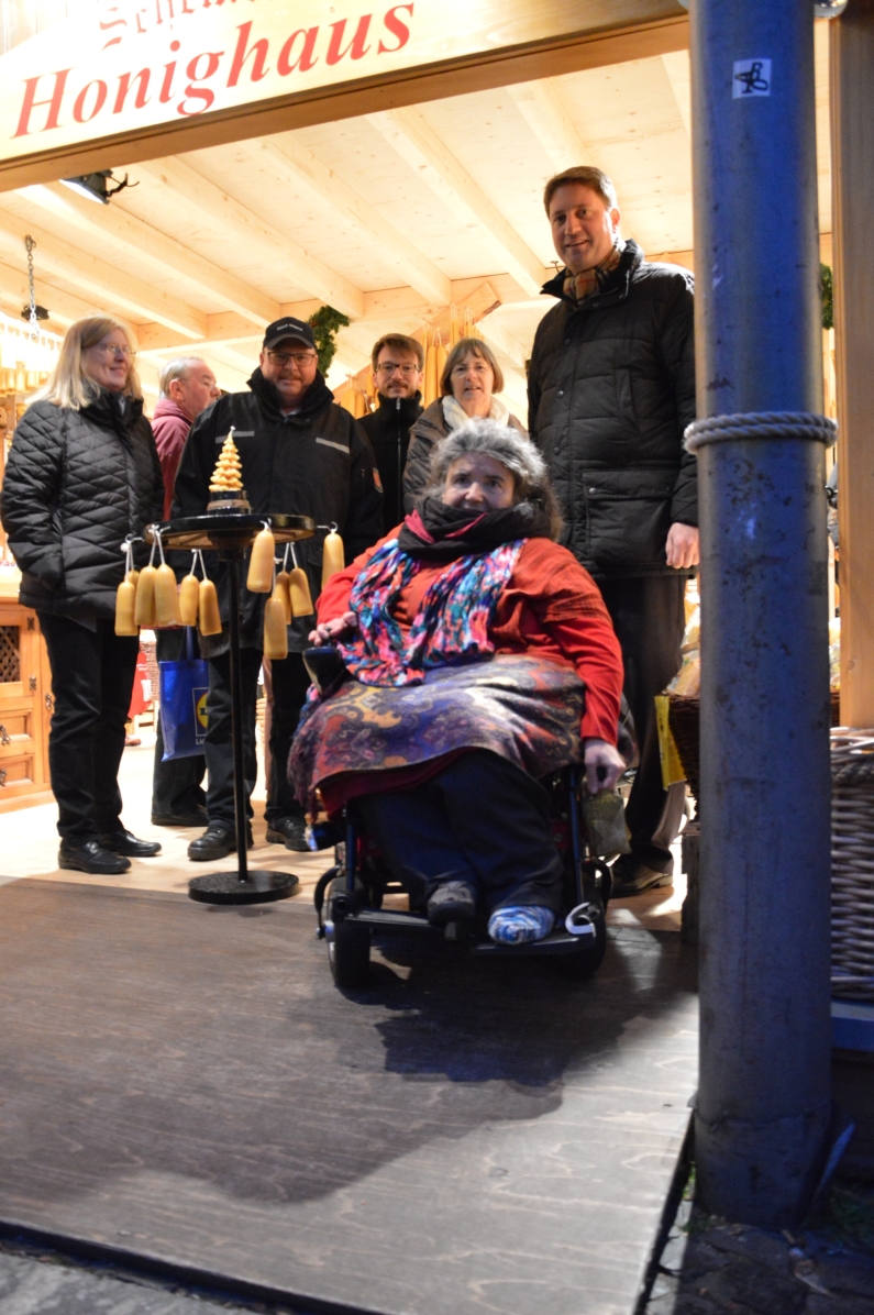 Honighaus - Rampe gut, Stufe schlecht - Foto: gik