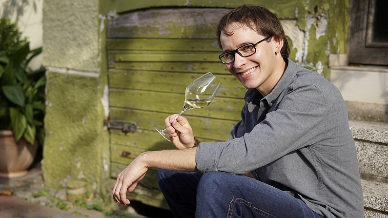 Mainz& Ausgezeichnete rheinhessische Winzer: Dominik Münzenberger "Jungwinzer des Jahres" 2018 - Philipp Wittmann Rotweinentdeckung bei Vinum Ausgezeichnete rheinhessische Winzer: Dominik Münzenberger "Jungwinzer des Jahres" 2018 - Philipp Wittmann Rotweinentdeckung bei Vinum