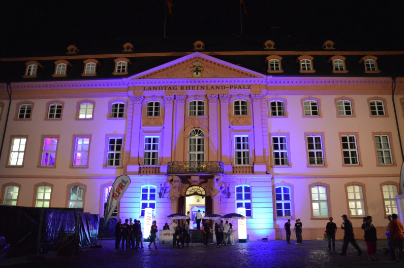 Mainz& 10. Mainzer Museumsnacht: Durch die Nacht mit der Eule 10. Mainzer Museumsnacht: Durch die Nacht mit der Eule
