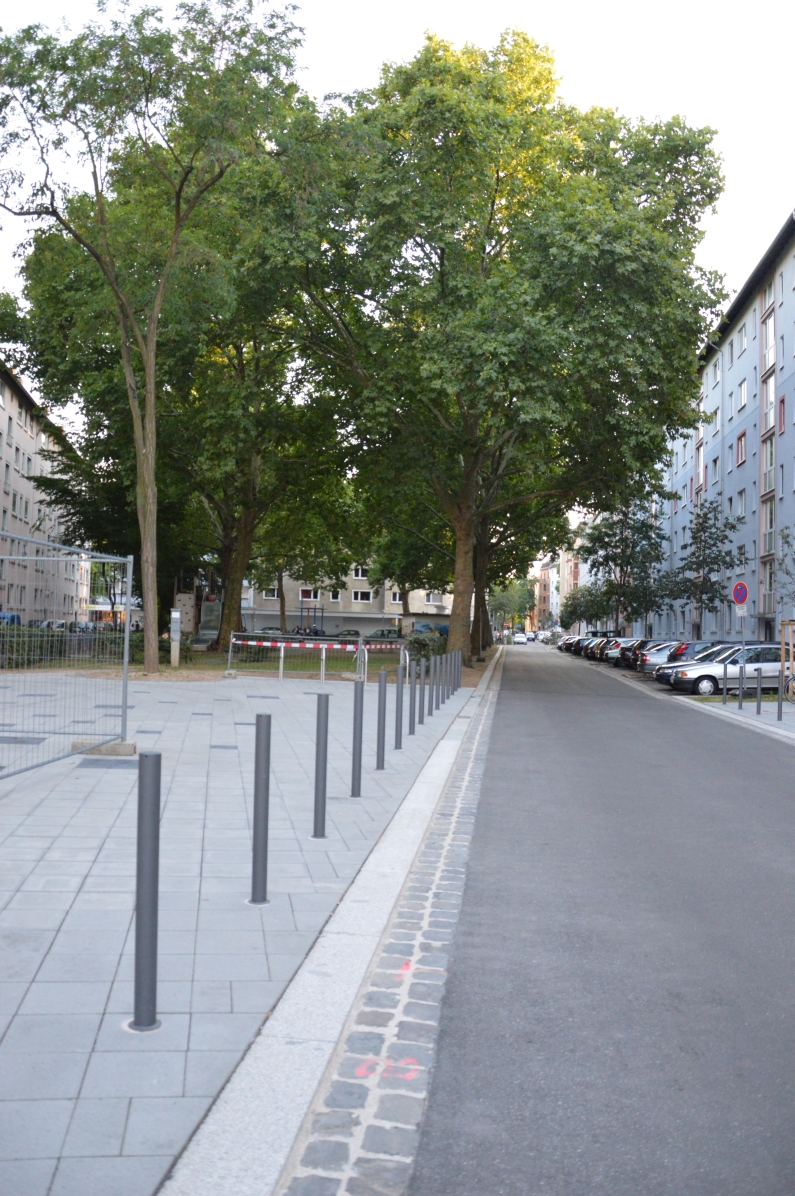 Mainz& Lessingplatz: 40 Parkplätze weg, Bürgerfest ohne Einladung Lessingplatz: 40 Parkplätze weg, Bürgerfest ohne Einladung