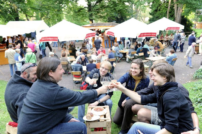 Mainz& Mainzer Weinmarkt startet am Wochenende in 82. Auflage - Wein wird in Antarktis verschickt Mainzer Weinmarkt startet am Wochenende in 82. Auflage - Wein wird in Antarktis verschickt