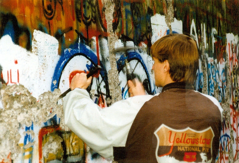 Mauerspecht Havelbaude anno 1989 - Foto Havelbaude GNU-Lizenz Wikipedia