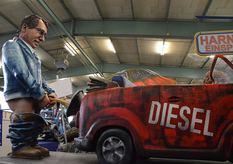 Mainz& Mainzer Dieselfahrer gucken in die Röhre - Umrüstungen oder Prämien bei Dieselkompromiss nur für 14 Städte - Frankfurt und Mainz nicht dabei Mainzer Dieselfahrer gucken in die Röhre - Umrüstungen oder Prämien bei Dieselkompromiss nur für 14 Städte - Frankfurt und Mainz nicht dabei