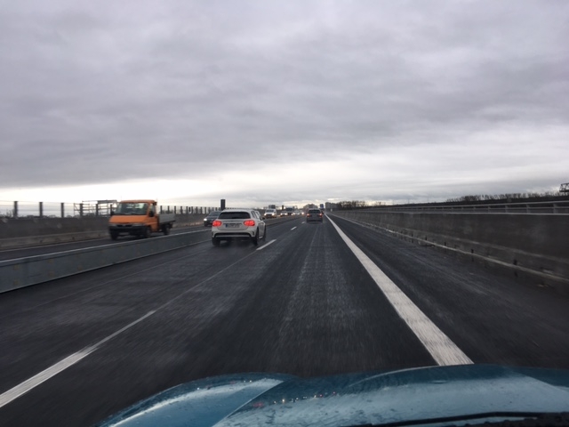 Mainz& Neue Schiersteiner Brücke: Verkehr rollt, offizielle Freigabe erfolgt - Weiterbau A643 verzögert sich weiter - Wildbiene entdeckt Neue Schiersteiner Brücke: Verkehr rollt, offizielle Freigabe erfolgt - Weiterbau A643 verzögert sich weiter - Wildbiene entdeckt