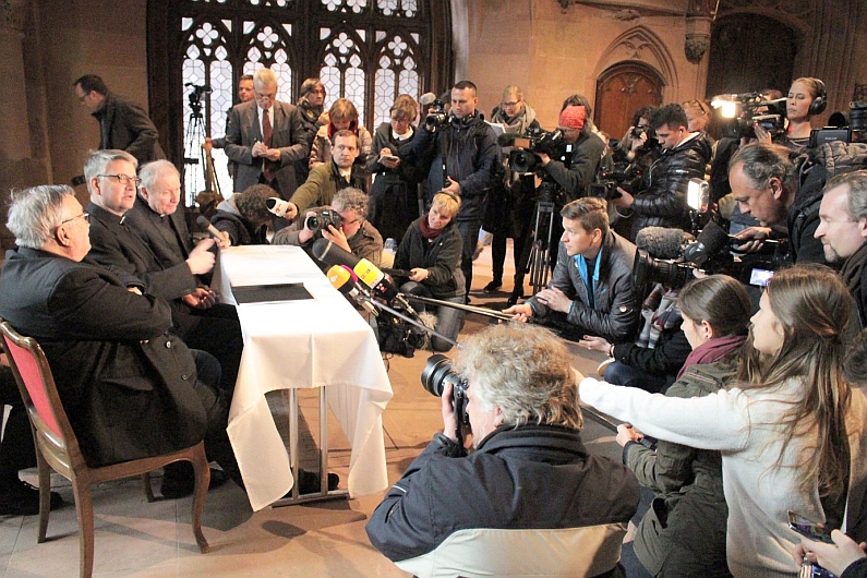 Mainz& Theologieprofessor Peter Kohlgraf wird neuer Bischof von Mainz - Liberaler Kirchenlehrer und Franziskus-Fan Theologieprofessor Peter Kohlgraf wird neuer Bischof von Mainz - Liberaler Kirchenlehrer und Franziskus-Fan