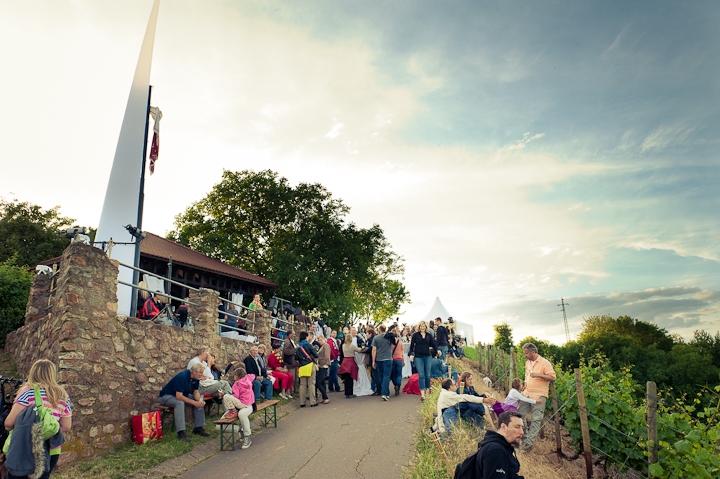 Mainz& Weinfest am Roten Hang: Gesamtkunstwerk aus Eleganz, Frucht und Spiel Weinfest am Roten Hang: Gesamtkunstwerk aus Eleganz, Frucht und Spiel