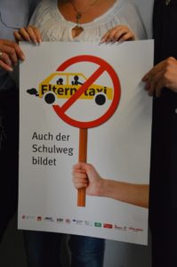Mainz& "Heb mal Deinen Müll auf!" - Was Schulen für Nachhaltigkeit tun können, zeigen sie am Mainzer Schlossgymnasium "Heb mal Deinen Müll auf!" - Was Schulen für Nachhaltigkeit tun können, zeigen sie am Mainzer Schlossgymnasium