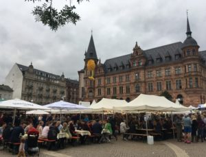 Mainz& Wiesbaden senkt Parkgebühren im RheinMain Congress Center: Wiederbelebung der Innenstadt nach Corona Wiesbaden senkt Parkgebühren im RheinMain Congress Center: Wiederbelebung der Innenstadt nach Corona