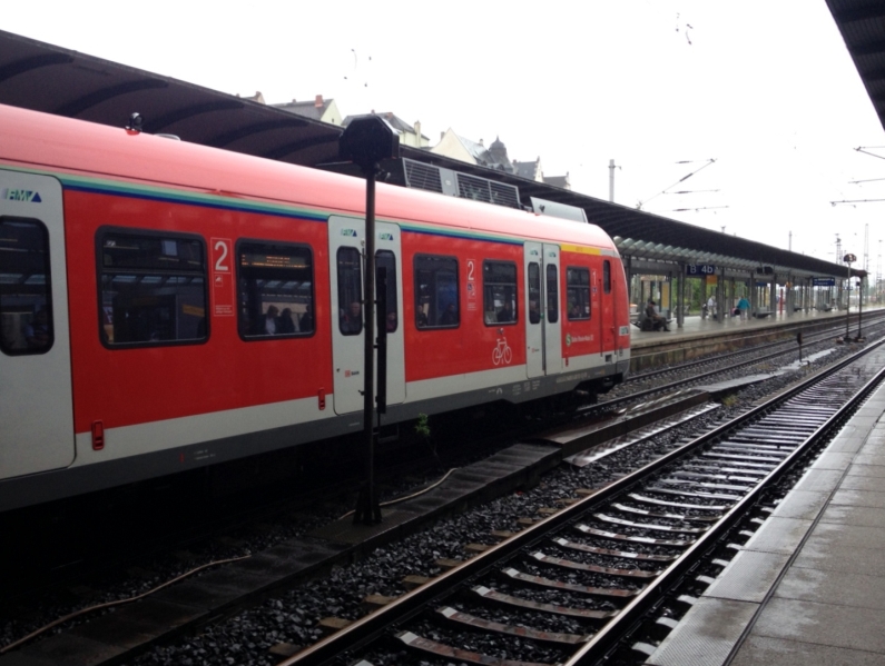 Mainz& Grüne schlagen Alarm: Mainzer Eisenbahnbrücke über Unterführung am Hauptbahnhof marode Grüne schlagen Alarm: Mainzer Eisenbahnbrücke über Unterführung am Hauptbahnhof marode