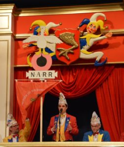 Mainz& Große Narretei beim GCV: Närrisch-verdreht, grandios-grantelnd und weinselig-römisch Große Narretei beim GCV: Närrisch-verdreht, grandios-grantelnd und weinselig-römisch