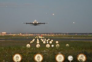 Mainz& Zahl der verspäteten Nachtflüge nach 23.00 Uhr in Frankfurt steigt wieder - DFS stellt Maßnahmenpaket vor Zahl der verspäteten Nachtflüge nach 23.00 Uhr in Frankfurt steigt wieder - DFS stellt Maßnahmenpaket vor