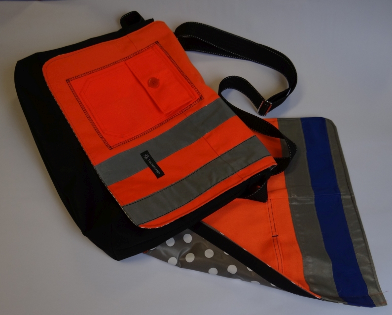 Mainz& Mainz&-Adventskalender Türchen 11: Coole Taschen aus Müllwerker-Uniformen Mainz&-Adventskalender Türchen 11: Coole Taschen aus Müllwerker-Uniformen