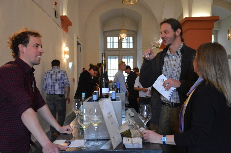 Mainz& Vinocamp Rheinhessen: Faszination Wein & Rheinhessen in intensivem Kontakt mit Weinfans erleben Vinocamp Rheinhessen: Faszination Wein & Rheinhessen in intensivem Kontakt mit Weinfans erleben