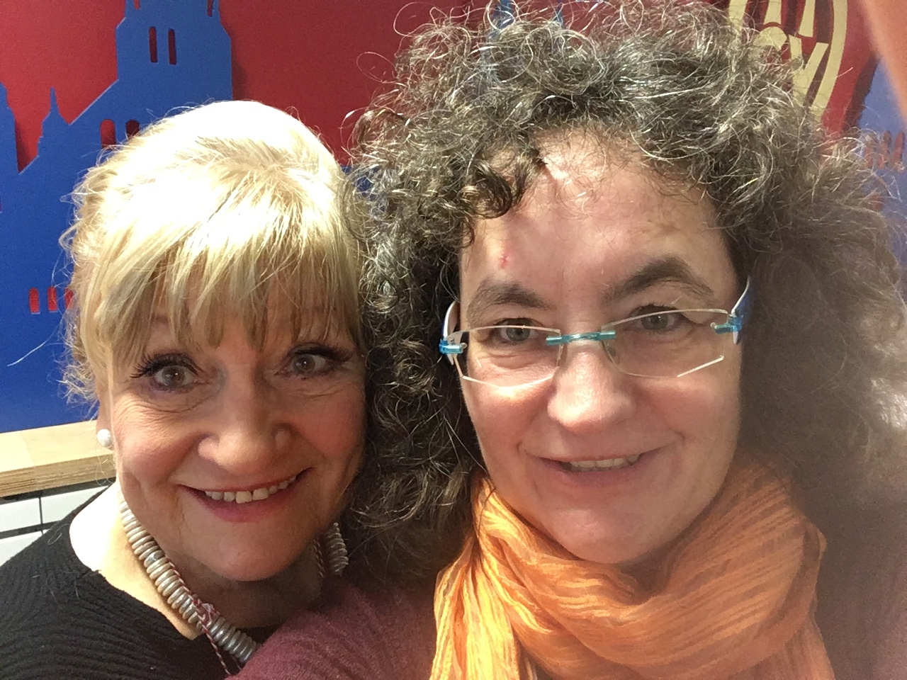 Mainz& Starke Frauen: Lesung mit Margit Sponheimer und Mainz& am 29. Mai 2019 im Weinhaus Michel Starke Frauen: Lesung mit Margit Sponheimer und Mainz& am 29. Mai 2019 im Weinhaus Michel
