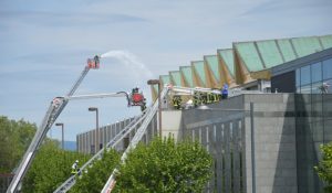 Mainz& Großer Saal der Rheingoldhalle bleibt bis Ende 2020 zu - Brand verursacht erhebliche Schäden an Mauern Großer Saal der Rheingoldhalle bleibt bis Ende 2020 zu - Brand verursacht erhebliche Schäden an Mauern