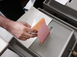Mainz& 14. März 2021 wird zum Superwahlsonntag: Kommunalwahl in Hessen und gleich zwei Landtagswahlen in RLP und BaWü 14. März 2021 wird zum Superwahlsonntag: Kommunalwahl in Hessen und gleich zwei Landtagswahlen in RLP und BaWü