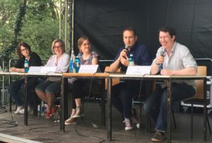 Mainz& Parteien? - "Müsste man genau jetzt erfinden" - 45. Open Ohr diskutiert, feiert, tanzt - Kritik an Zusammensetzung der Podien Parteien? - "Müsste man genau jetzt erfinden" - 45. Open Ohr diskutiert, feiert, tanzt - Kritik an Zusammensetzung der Podien