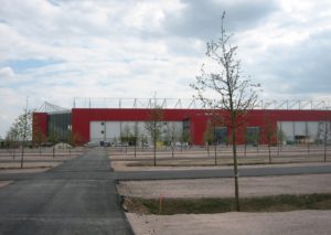 Mainz& Park & Ride in Parkhaus an Kurmainz-Kaserne? - Schwierige Suche nach Plätzen - Standort entlang der Mainzelbahn Park & Ride in Parkhaus an Kurmainz-Kaserne? - Schwierige Suche nach Plätzen - Standort entlang der Mainzelbahn