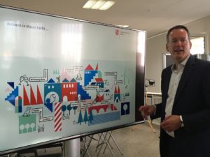 Mainz& "Wir dürfen der Stadt nicht den Stöpsel ziehen" - OB Michael Ebling im Mainz&-Interview zu Citybahn, neuem Stadtteil und Sauvignon Blanc "Wir dürfen der Stadt nicht den Stöpsel ziehen" - OB Michael Ebling im Mainz&-Interview zu Citybahn, neuem Stadtteil und Sauvignon Blanc