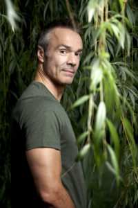 Mainz& "Der Aufschrei der Meere" - Schauspieler Hannes Jaenicke im Mainz&-Interview über den Kampf gegen Plastik und sein neues Buch "Der Aufschrei der Meere" - Schauspieler Hannes Jaenicke im Mainz&-Interview über den Kampf gegen Plastik und sein neues Buch