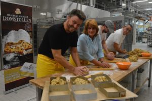 Mainz& Mainzer Domstollen ist in Arbeit - Spezialität in limitierter Auflage zur Weihnachtszeit, gereift im Kellergewölbe des Doms Mainzer Domstollen ist in Arbeit - Spezialität in limitierter Auflage zur Weihnachtszeit, gereift im Kellergewölbe des Doms