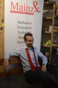 Mainz& "Wer von Koalition spricht, hat die Inhalte schon überwunden" - OB-Kandidat Martin Ehrhardt im Mainz&-Interview "Wer von Koalition spricht, hat die Inhalte schon überwunden" - OB-Kandidat Martin Ehrhardt im Mainz&-Interview