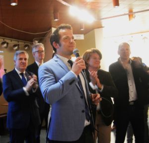 Mainz& "Wir haben gewonnen" - Ebling bleibt Oberbürgermeister von Mainz - Haase: "Mordsnummer" "Wir haben gewonnen" - Ebling bleibt Oberbürgermeister von Mainz - Haase: "Mordsnummer"