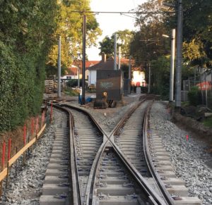 Mainz& Neue Straßenbahn-Wendeschleife am Schinnergraben in Mainz-Hechtsheim in Betrieb Neue Straßenbahn-Wendeschleife am Schinnergraben in Mainz-Hechtsheim in Betrieb