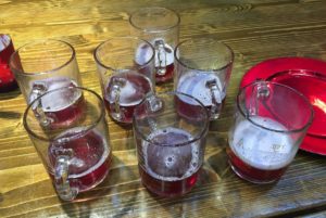Mainz& Pink Lady, Rosario oder Lady Rose - Rosé-Glühweine sind im Trend, doch so heißen dürfen sie nicht Pink Lady, Rosario oder Lady Rose - Rosé-Glühweine sind im Trend, doch so heißen dürfen sie nicht