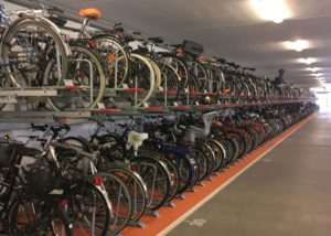 Mainz& Drei Fahrrad-Professuren für Hessen - Wiesbaden und Frankfurt erforschen Zukunft des Radverkehrs Drei Fahrrad-Professuren für Hessen - Wiesbaden und Frankfurt erforschen Zukunft des Radverkehrs