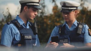 Mainz& Polizei an Fastnacht wird nach Hanau verstärkt - E-Scooter-Verbot an Fastnacht - Polizei warnt vor Taschendieben Polizei an Fastnacht wird nach Hanau verstärkt - E-Scooter-Verbot an Fastnacht - Polizei warnt vor Taschendieben