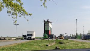 Mainz& Mainz bekommt ein Autokino - Auf dem Messegelände laufen Vorbereitungen, Matz bestätigt Vorhaben Mainz bekommt ein Autokino - Auf dem Messegelände laufen Vorbereitungen, Matz bestätigt Vorhaben