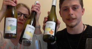 Mainz& Wenn die Weinprobe ins Wohnzimmer kommt - Online-Weinprobe mit Malenka Stenner holt Weinerlebnis nach Hause Wenn die Weinprobe ins Wohnzimmer kommt - Online-Weinprobe mit Malenka Stenner holt Weinerlebnis nach Hause