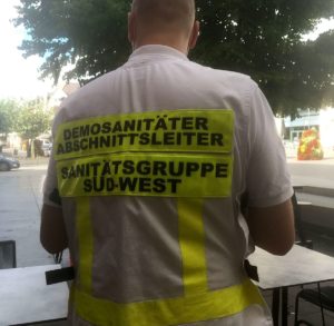 Mainz& 21 Bürgerbeschwerden nach Polizeieinsatz in Ingelheim - Demosanitäter bekräftigen Verletztenzahlen 21 Bürgerbeschwerden nach Polizeieinsatz in Ingelheim - Demosanitäter bekräftigen Verletztenzahlen